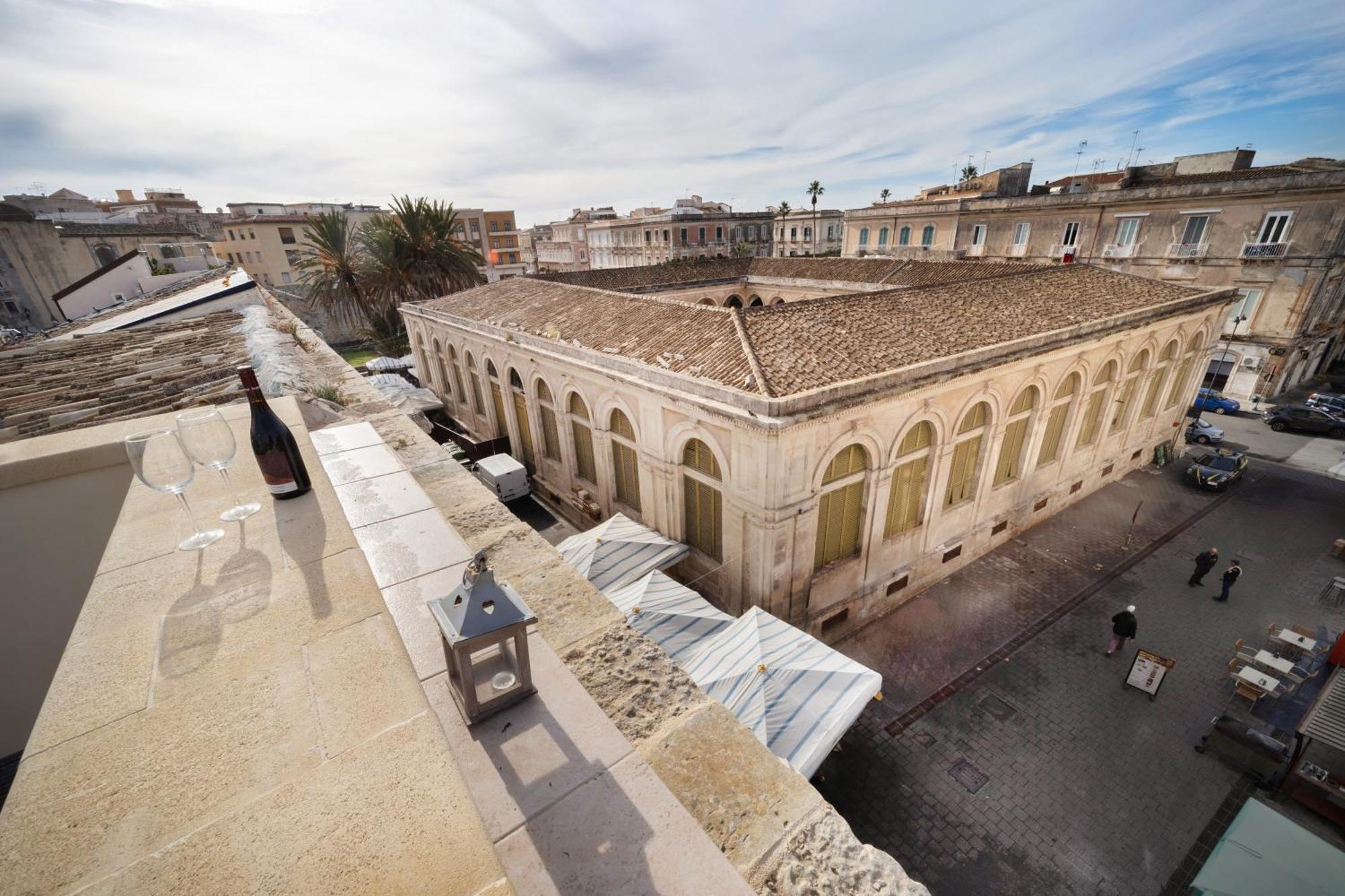 Arco Del Mercato Apartment Syracuse Exterior photo